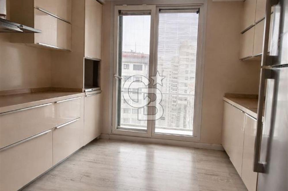 Kadıköy Suadiye Mahallesi Kiralık Kapalı Otoparklı 3+1 Daire
