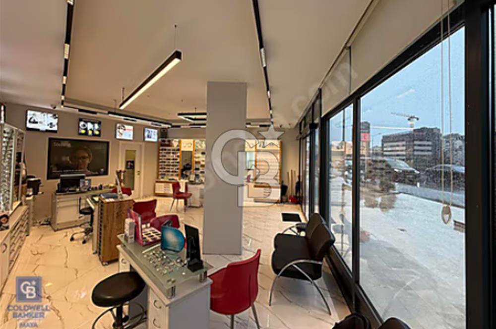 E5 Üzerinde FSM & Yeditepe Hastaneleri Yanı Satılık Ticari Bina