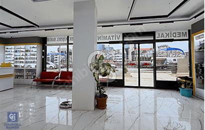 E5 Üzerinde FSM & Yeditepe Hastaneleri Yanı Satılık Ticari Bina