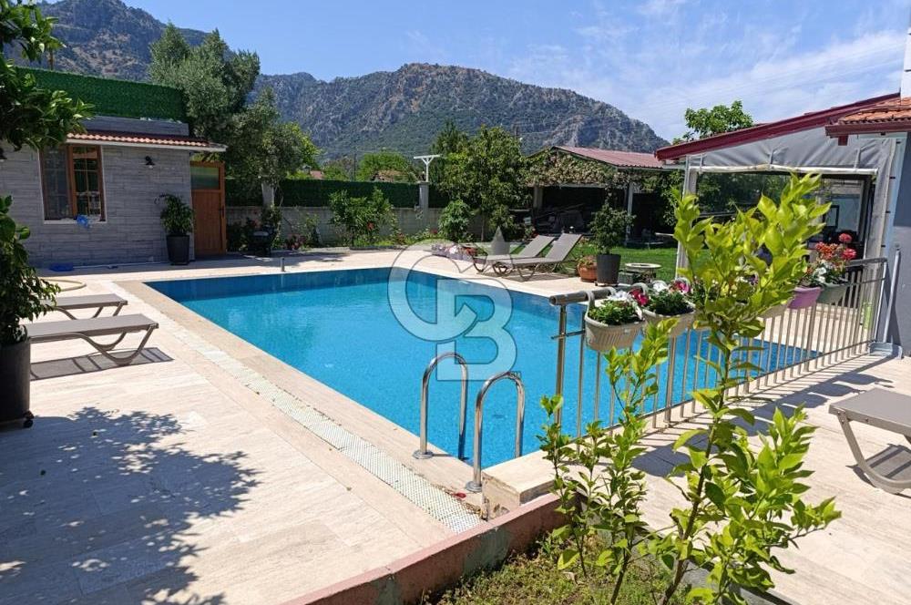 TEK VİLLA FİYATINA İKİ LÜKS VİLLA!! HUZUR, KONFOR VE İYİ KONUM!!