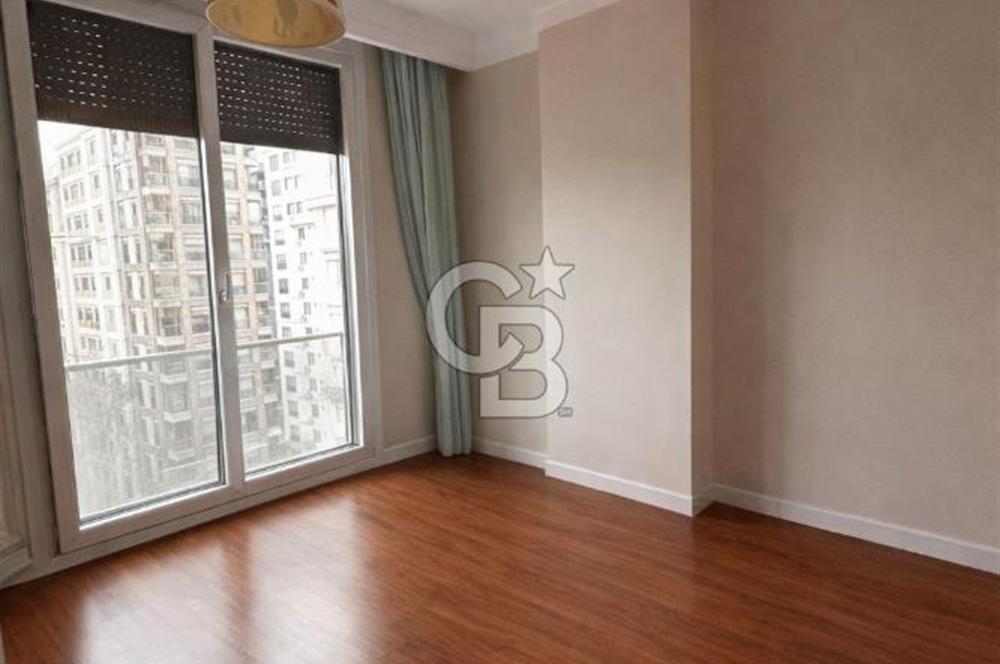 Kadıköy Suadiye Mahallesi Kiralık Kapalı Otoparklı 3+1 Daire