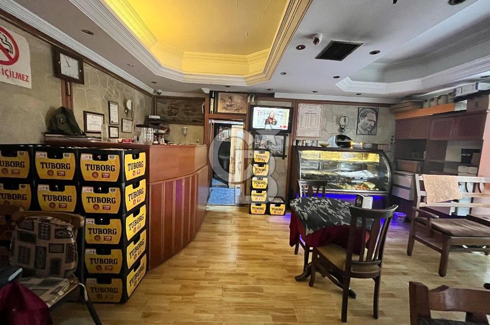 Kemeraltı saat kulesi yakını satılık dükkan