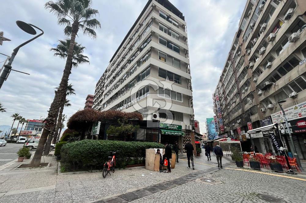 Kemeraltı saat kulesi yakını satılık dükkan