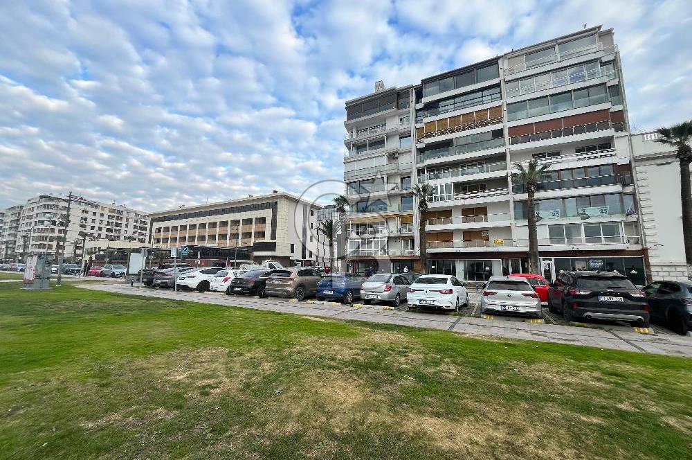 İzmir Alsancak 1. Kordon Satılık dükkan 