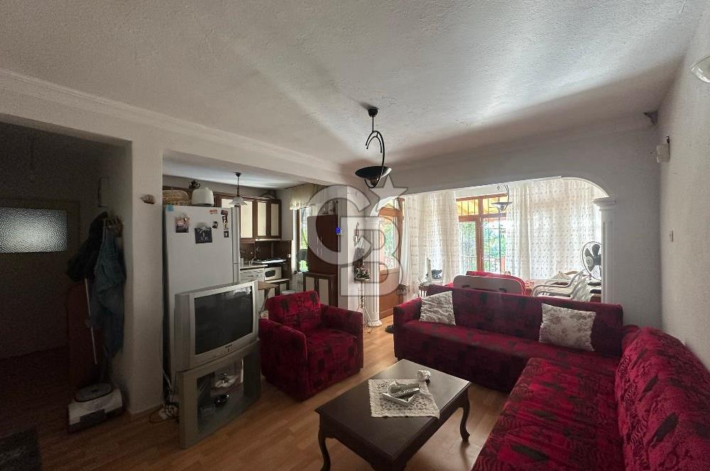 AYVACIK AHMETÇE EŞSİZ KONUMDA DENİZE 40 MT SATILIK VİLLA & ARAZİ