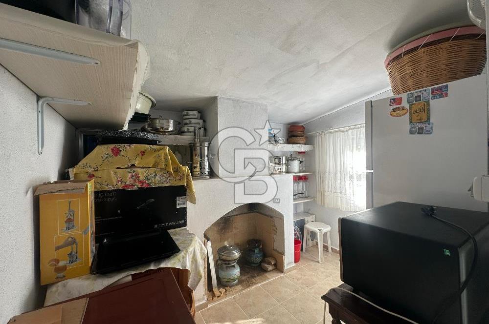 AYVACIK AHMETÇE EŞSİZ KONUMDA DENİZE 40 MT SATILIK VİLLA & ARAZİ