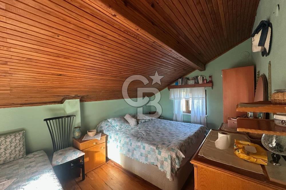 AYVACIK AHMETÇE EŞSİZ KONUMDA DENİZE 40 MT SATILIK VİLLA & ARAZİ