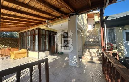 AYVACIK AHMETÇE EŞSİZ KONUMDA DENİZE 40 MT SATILIK VİLLA & ARAZİ