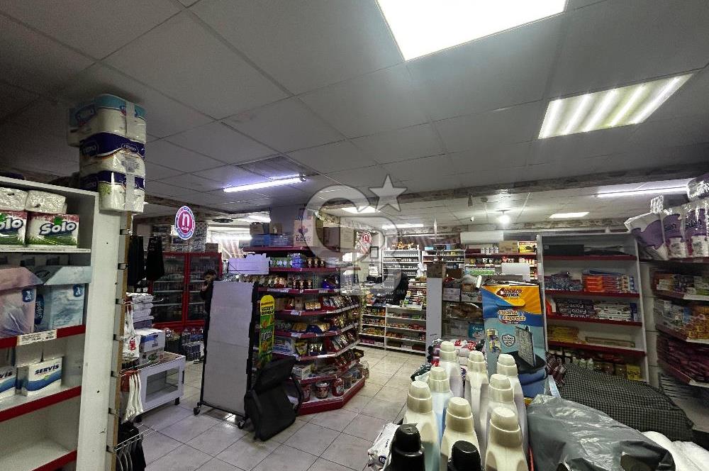 İlkadım Kışla mah. Tabela değeri yüksek Satılık kiracılı dükkan