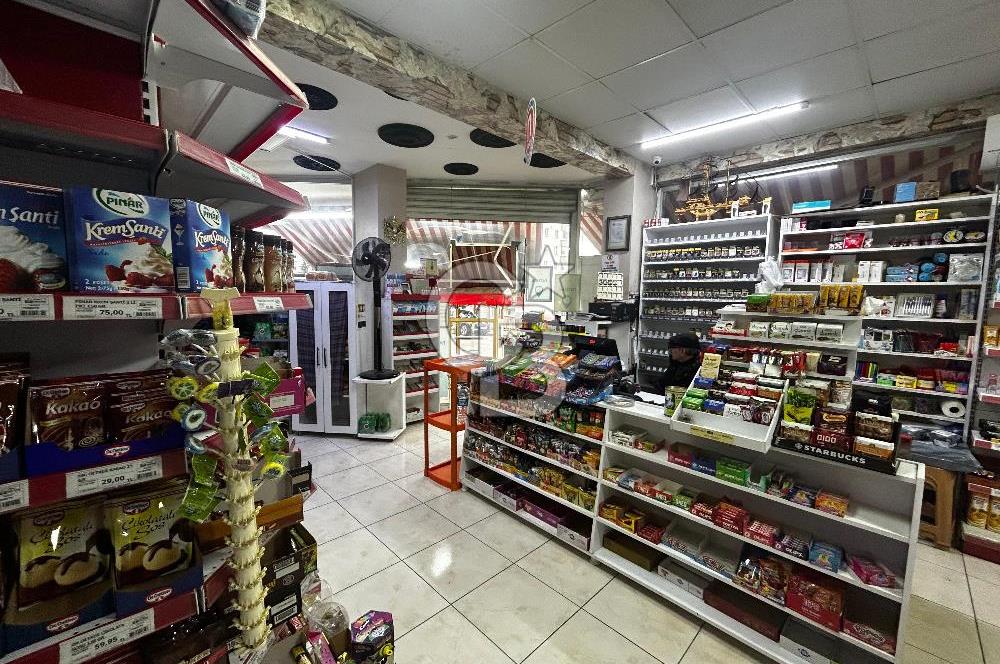 İlkadım Kışla mah. Tabela değeri yüksek Satılık kiracılı dükkan