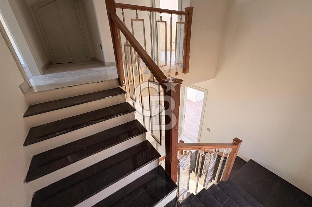 GÖLBAŞI KARŞIYAKA MAH. 5+1 KAPALI HAVUZLU SATILIK VİLLA