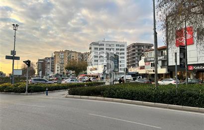 Bayraklı Adalet Mah Cadde Üzeri 2+1 Ara Kat Daire