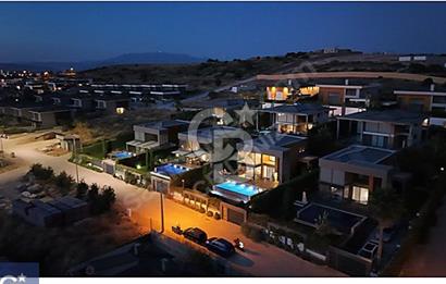 ÇEŞME DALYAN 4+2 TRİPLEKS HAVUZLU ULTRA LÜKS SATILIK VİLLA