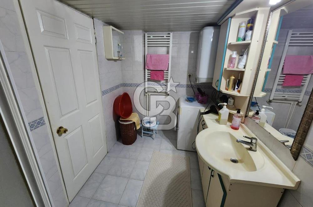 ÇİĞLİ ESENTEPE SİTE İÇİ SATILIK 3+1 DENİZ MANZARALI DAİRE