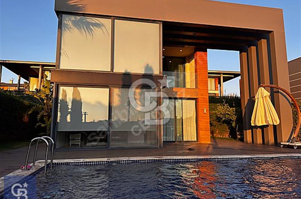 ÇEŞME DALYAN 4+2 TRİPLEKS HAVUZLU ULTRA LÜKS SATILIK VİLLA