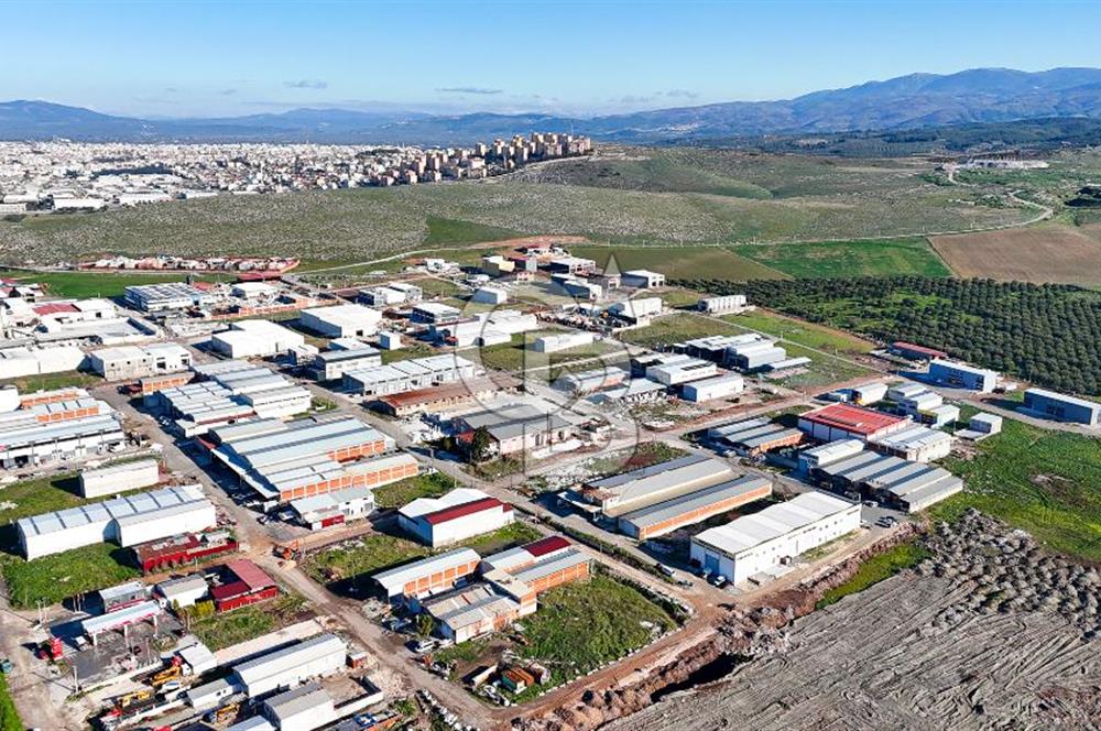 AKHİSAR YENİ SANAYİ SİTESİNDE SATILIK FABRİKA