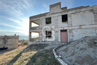 CB'DEN KÖSELİDE 2 KATLI KARGASI BİTMİŞ SATILIK BAĞ EVİ - 1 - 327856