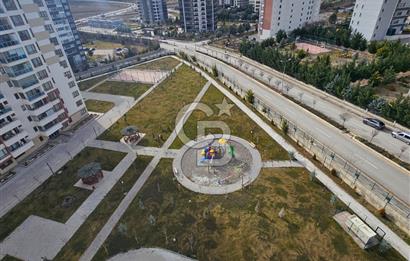 BAĞLICA'DA MERKEZİ KONUMDA , BOYALI MASRAFSIZ KİRALIK 4+1 DAİRE