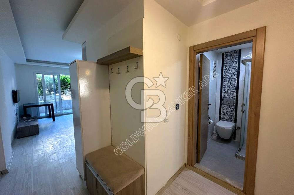 KUSADASI MERKEZDE SAHİLE YÜRÜME MESAF SATILIK 1+1 EŞYALI DAİRE