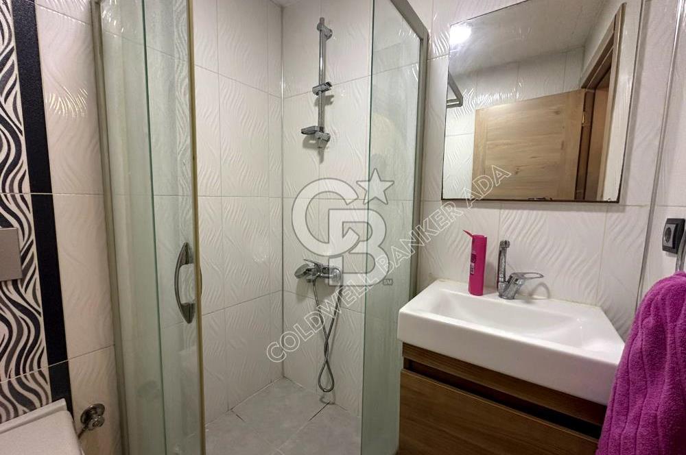 KUSADASI MERKEZDE SAHİLE YÜRÜME MESAF SATILIK 1+1 EŞYALI DAİRE