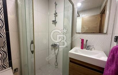 KUSADASI MERKEZDE SAHİLE YÜRÜME MESAF SATILIK 1+1 EŞYALI DAİRE