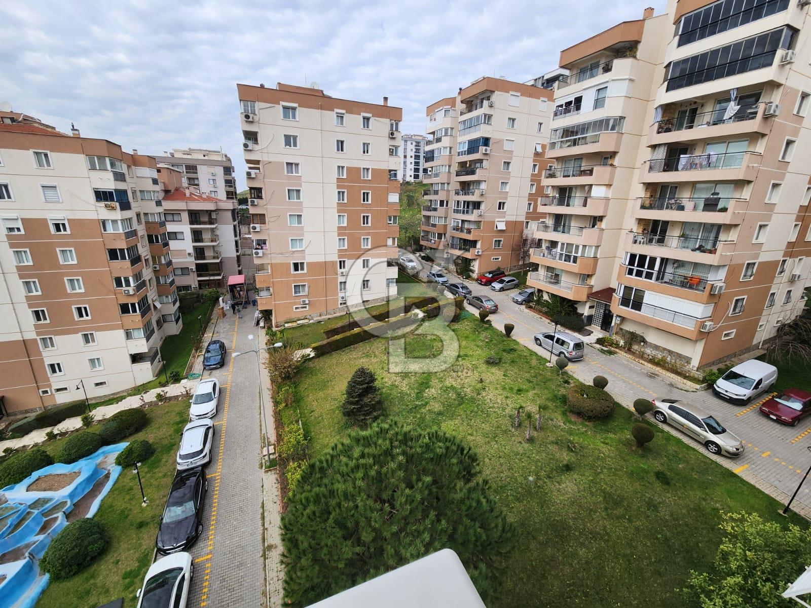 ÇİĞLİ ESENTEPE SİTE İÇİ SATILIK 3+1 DENİZ MANZARALI DAİRE