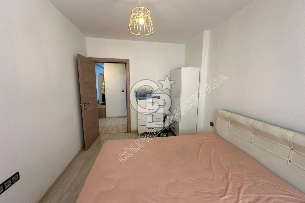 KUSADASI MERKEZDE SAHİLE YÜRÜME MESAF SATILIK 1+1 EŞYALI DAİRE