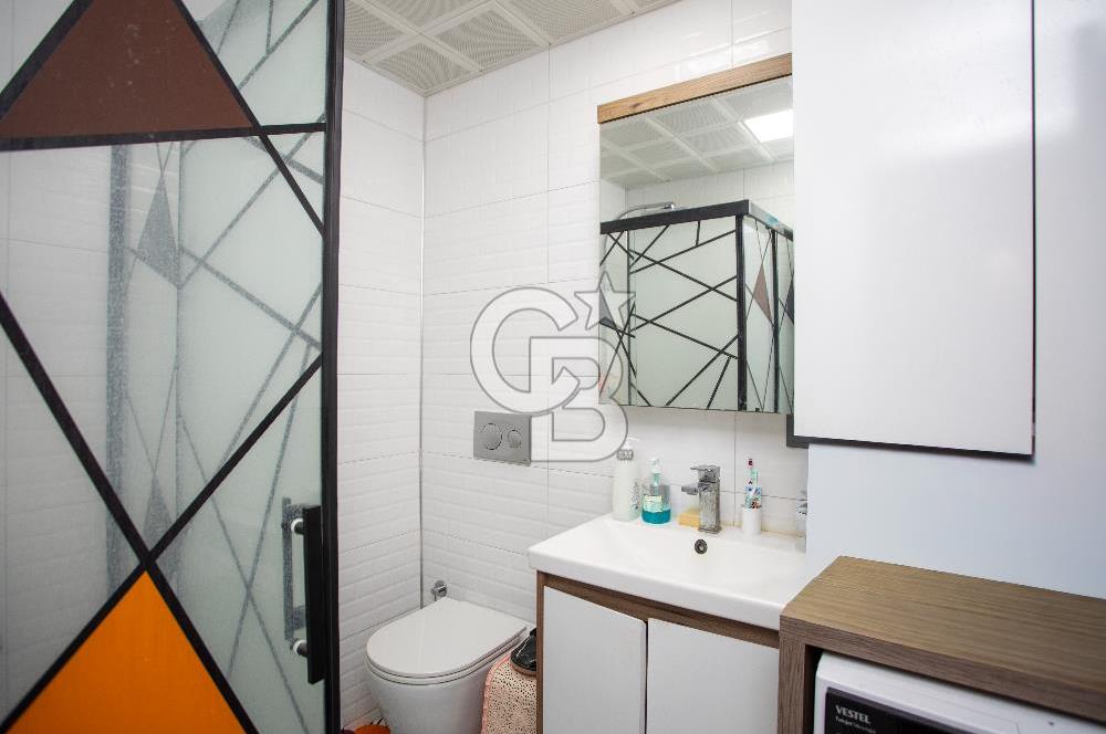 Yenifoça'da Full Deniz Manzaralı Satılık 3+1 Villa