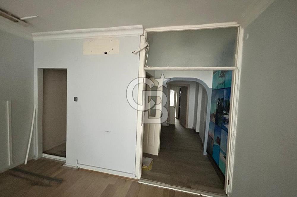 Altıyol Söğütlüçeşme caddesine bakan tabela değerli ofis