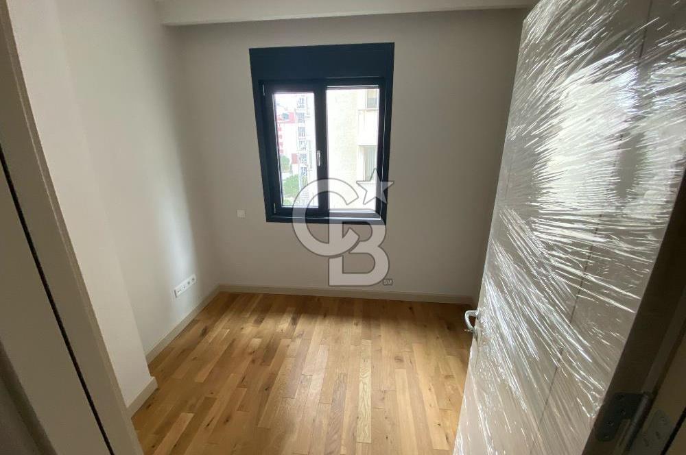 ERENKÖY BAĞDAT CADDESİNE 1.SOKAK'TA 3+1 BALKONLU NET 100M2 DAİRE