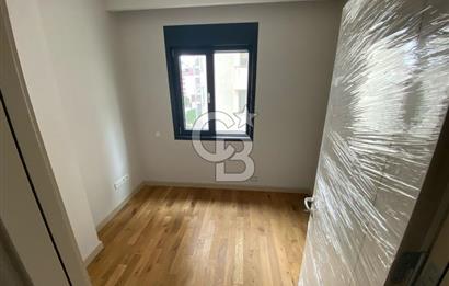 ERENKÖY BAĞDAT CADDESİNE 1.SOKAK'TA 3+1 BALKONLU NET 100M2 DAİRE