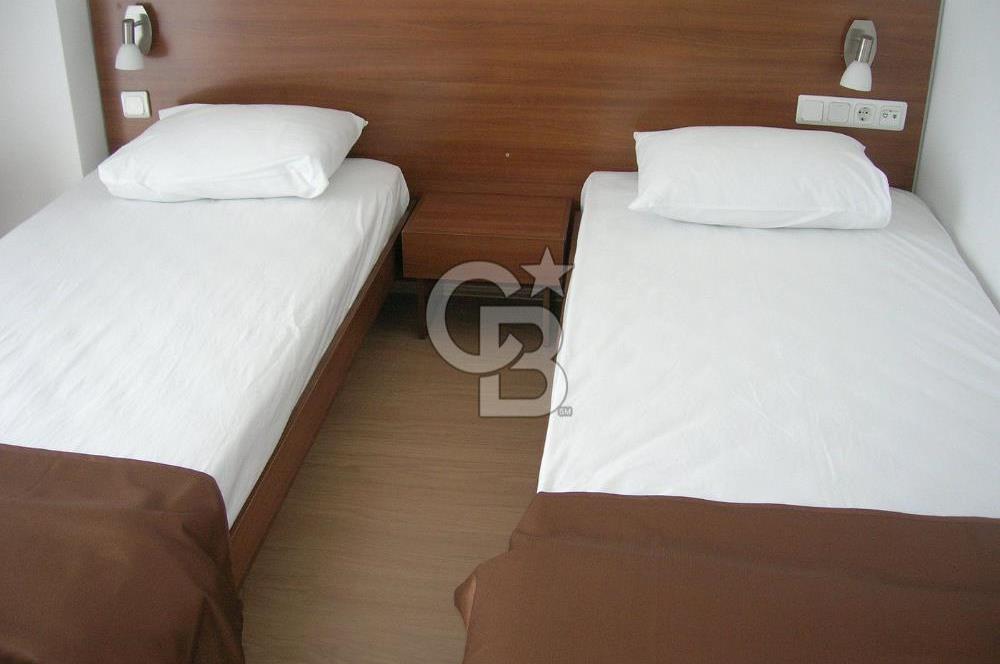 Eceabat Deniz Manzaralı 24 Odalı Otel + 712 m² İmarlı Arsa – Tarih ve Turizm Cenneti!