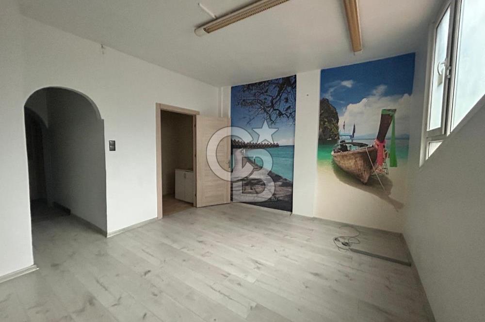 Altıyol Söğütlüçeşme caddesine bakan tabela değerli ofis