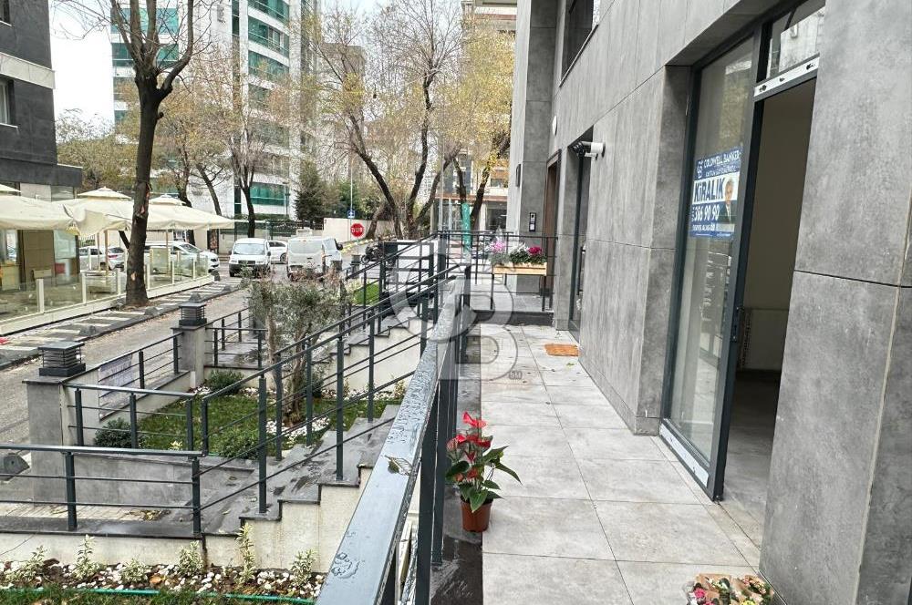 CADDEBOSTAN 17M2 NET KOMBİLİ,WC'Lİ HARİKA DÜKKAN DERVİŞ'TEN