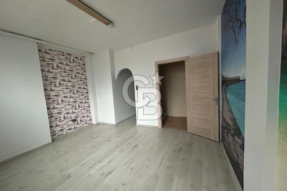 Altıyol Söğütlüçeşme caddesine bakan tabela değerli ofis