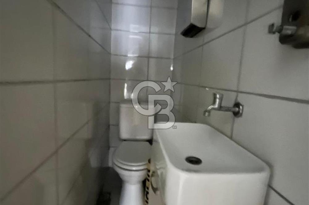 Altıyol Söğütlüçeşme caddesine bakan tabela değerli ofis