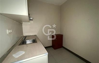 Altıyol Söğütlüçeşme caddesine bakan tabela değerli ofis