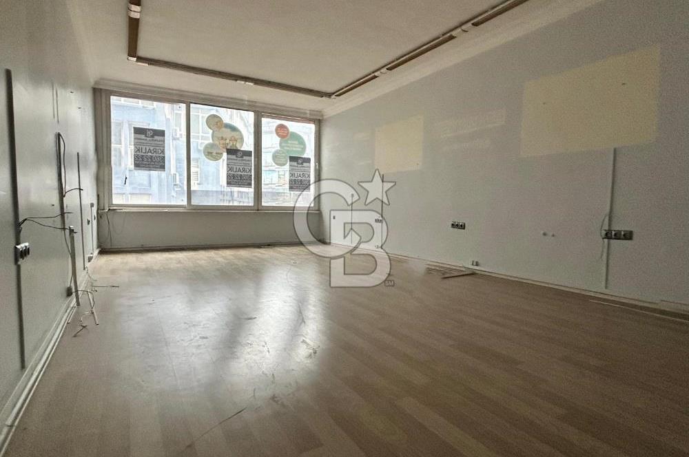 Altıyol Söğütlüçeşme caddesine bakan tabela değerli ofis