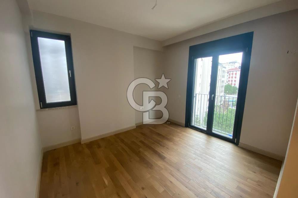 ERENKÖY BAĞDAT CADDESİNE 1.SOKAK'TA 3+1 BALKONLU NET 100M2 DAİRE