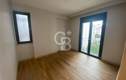 ERENKÖY BAĞDAT CADDESİNE 1.SOKAK'TA 3+1 BALKONLU NET 100M2 DAİRE