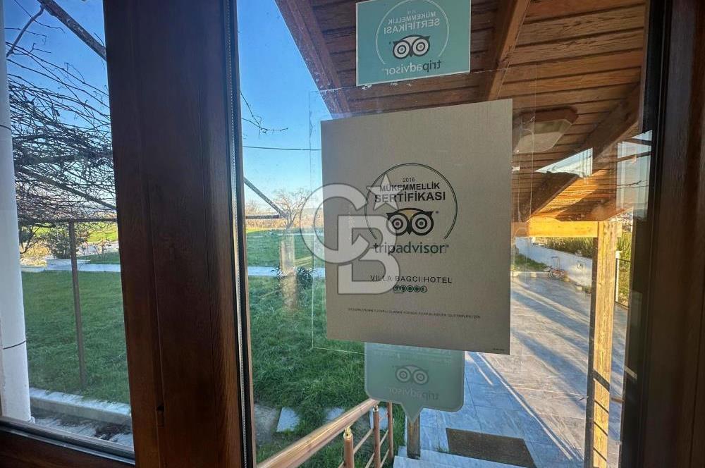 Eceabat Deniz Manzaralı 24 Odalı Otel + 712 m² İmarlı Arsa – Tarih ve Turizm Cenneti!