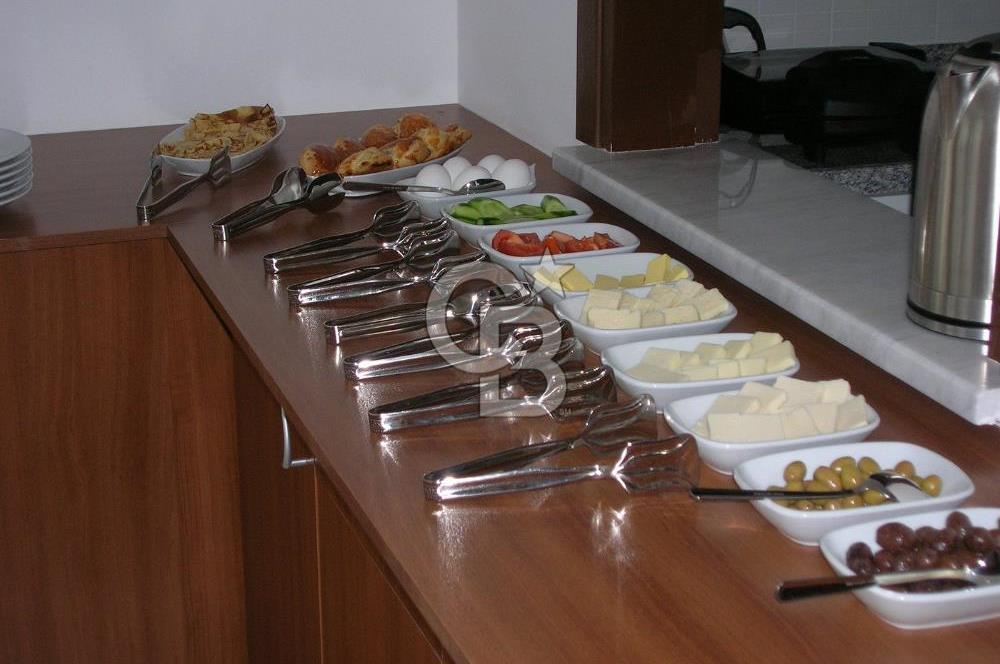 Eceabat Deniz Manzaralı 24 Odalı Otel + 712 m² İmarlı Arsa – Tarih ve Turizm Cenneti!