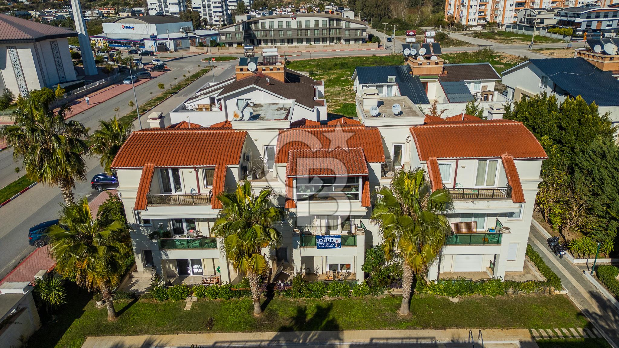 LARA GÜZELOBA'DA 3,5+1 TASARIM DUBLEKS SATILIK DAİRE