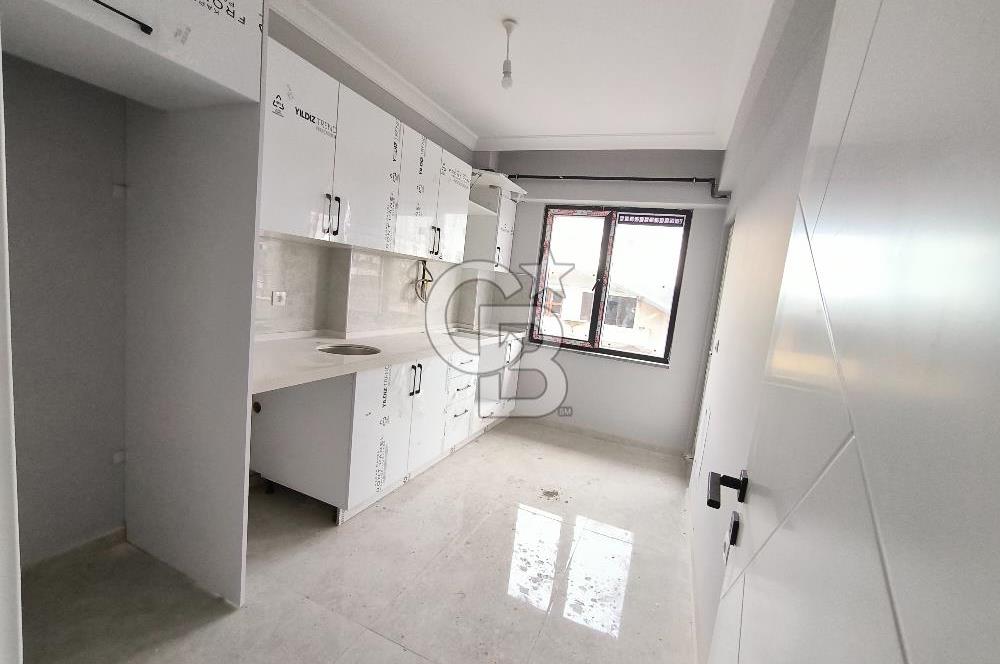 KARTEPE ERTUĞRUL GAZİ MAH.EBEVEYN BANYOLU 2+1SATILIK ÇATI DUB