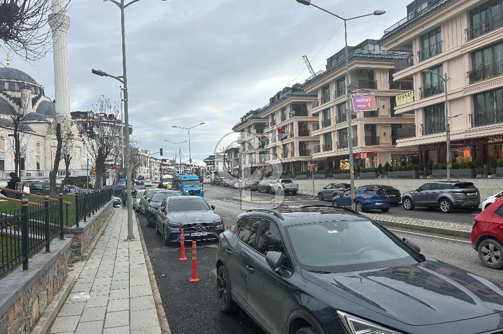 ÇENGELKÖY 'DE ANA CADDE ÜZERİ KURUMSAL KİRACILI SATILIK İŞYERİ