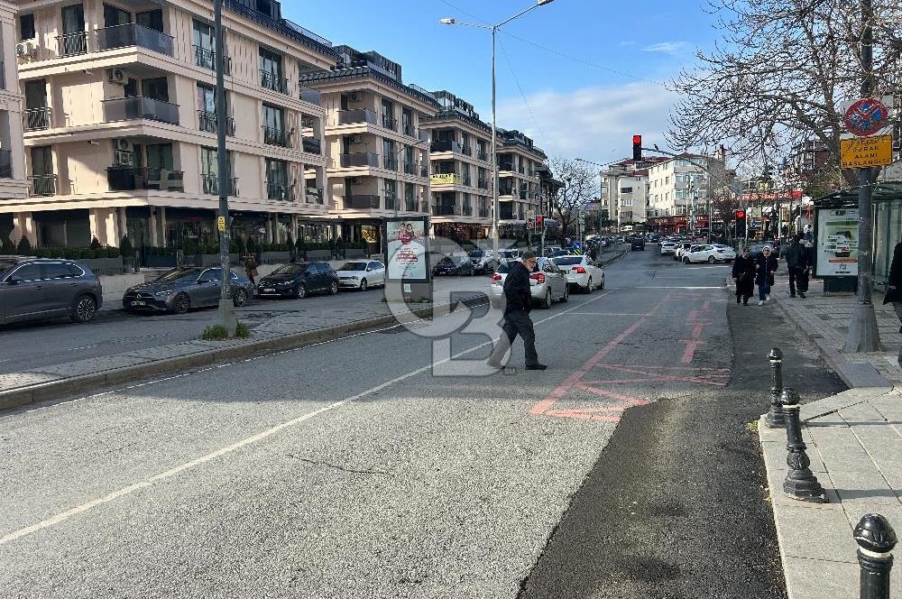 ÇENGELKÖY 'DE ANA CADDE ÜZERİ KURUMSAL KİRACILI SATILIK İŞYERİ