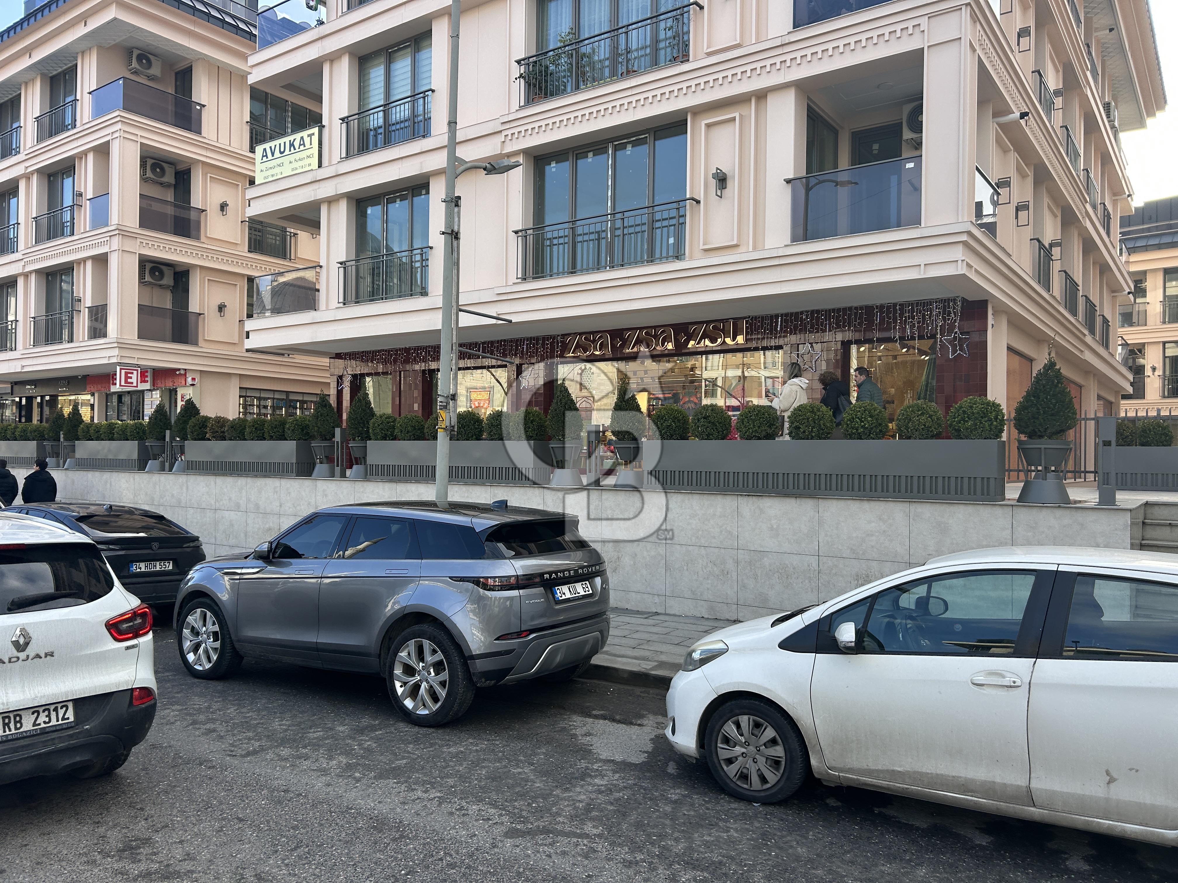 ÇENGELKÖY 'DE ANA CADDE ÜZERİ KURUMSAL KİRACILI SATILIK İŞYERİ