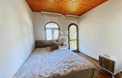 MARMARİS TURUNÇ'TA MERKEZİ KONUMDA SATILIK MÜSTAKİL TRİPLEKS EV