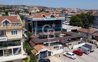 BÜYÜKÇEKMECE DE E-5 CEPHELİ SATILIK KOMPLE BİNA