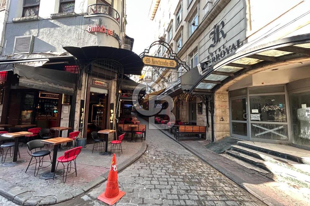 TAKSİM NEVİZADE DE SATILIK KOMPLE BİNA